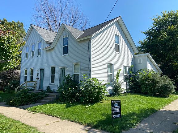 3rd image of 127 1/2 W 6th St