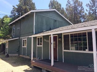 1643 SE Bear Creek Rd, Bend, OR 97702