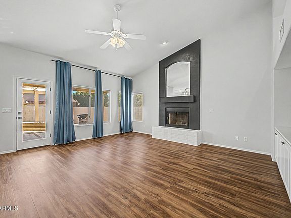3rd image of 21805 N 61ST Avenue