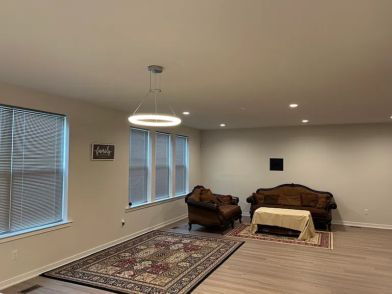 1020 W Lock Rd — Photo 4