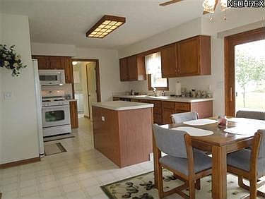 3rd image of 4900 Cabernet Dr