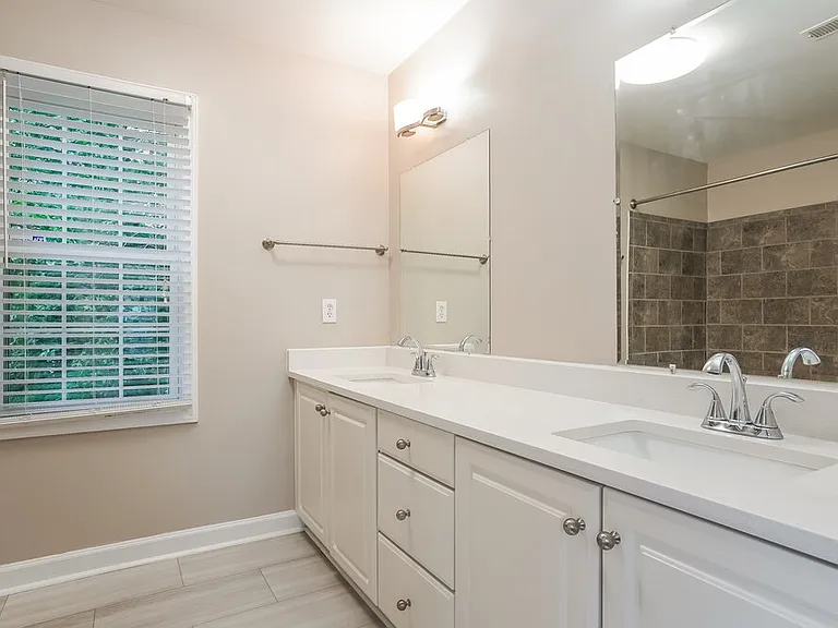 4208 Knightsbridge Way — Photo 15