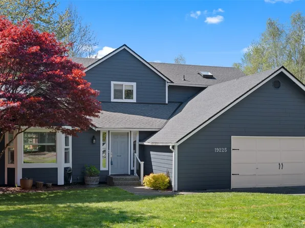 19225 23rd Avenue NE, Poulsbo, WA 98370