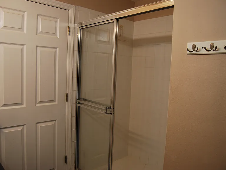 18105 Canal Pointe St — Photo 17