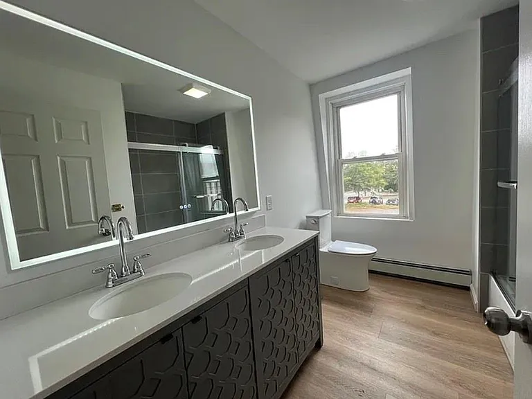 9 Turner Ave #2 — Photo 14