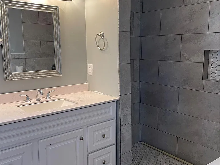 8321 Homewood Ln #A — Photo 5