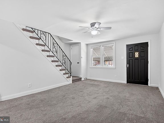 4th image of 125 W 21st St