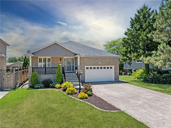 138 Rock St, West Lincoln, ON L0R 2A0