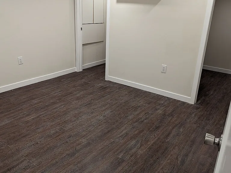 100 Westgate Ave #BASEMENT — Photo 10