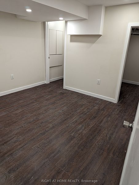 Ajax House for rent - 2 Bedrooms — photo 9
