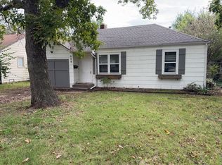 608 N Parkwood Ln, Wichita, KS 67208