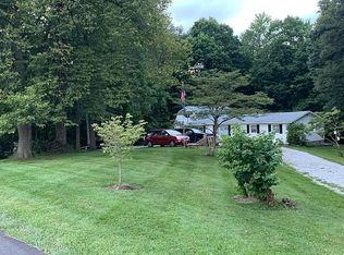 8718 Foland Rd, Greens Fork, IN 47345