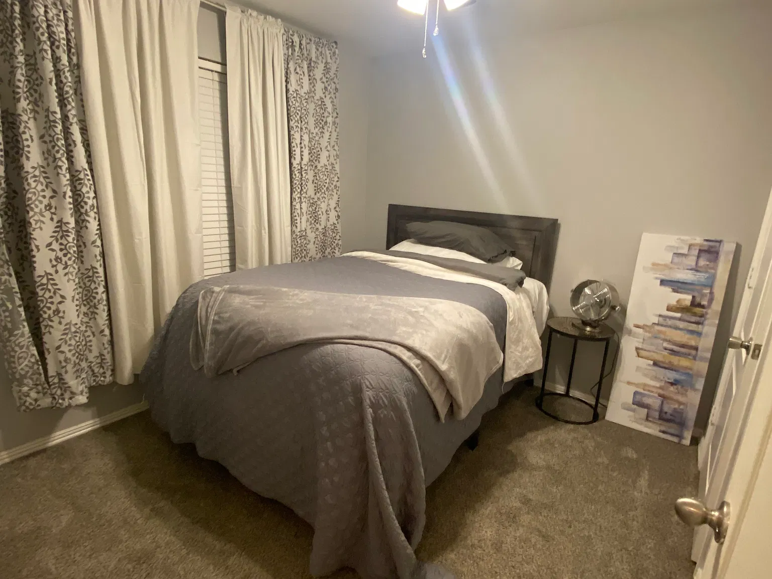 3 bed, 2.5 bath, 1100 sqft, $1,600 — Photo 4