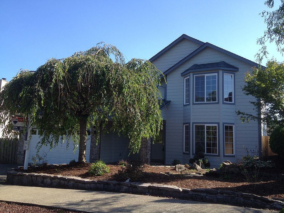 1st image of 14017 NE 40th St
