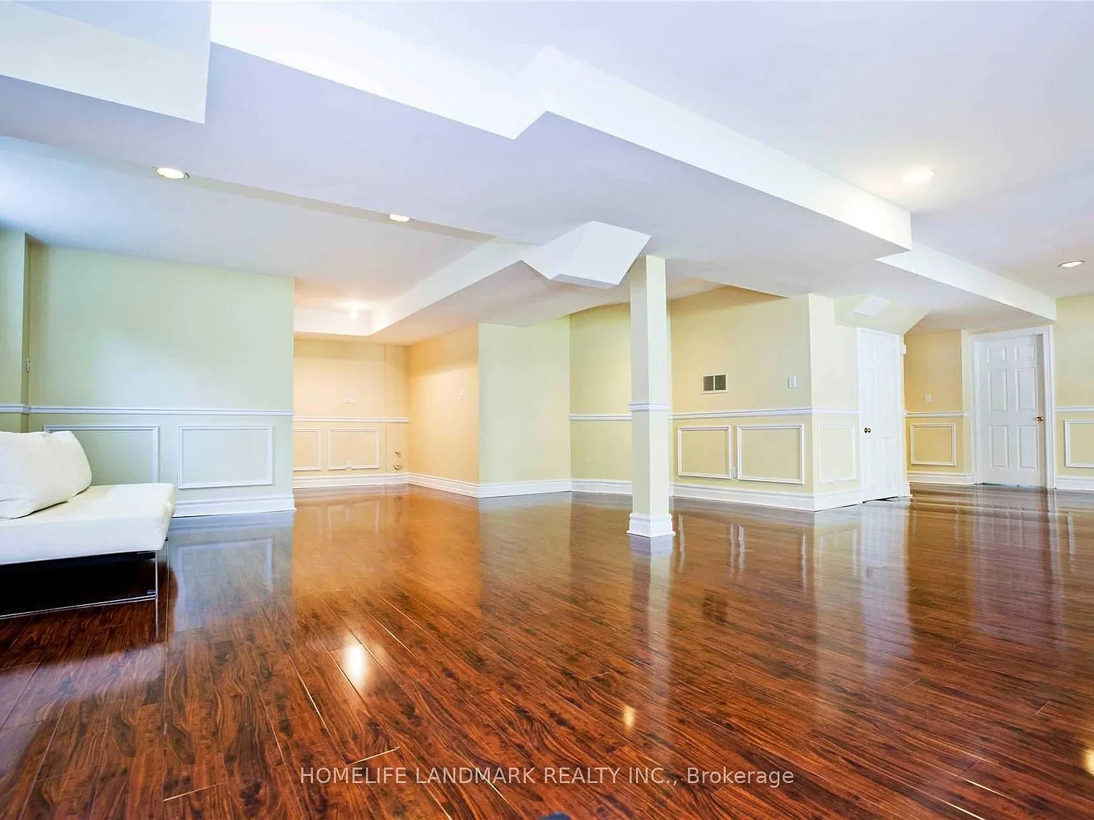 2 bed, $2,400 — Photo 3