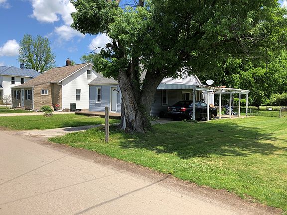 2nd image of 325 S Renick Ave