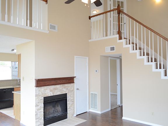 3rd image of 6741 Silver Sage Dr
