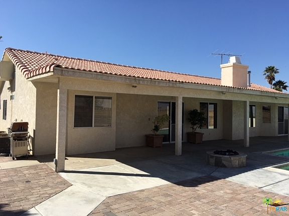 3rd image of 9231 Valencia Dr