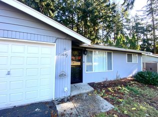 1103 Galloway St #1/2, Steilacoom, WA 98388