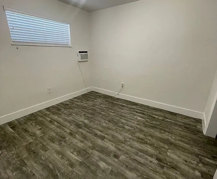 3270 W Trade Ave #14 — Photo 12