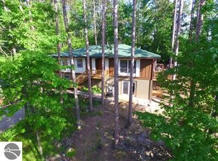 2910 Towering Pines Ct, Traverse City, MI 49686