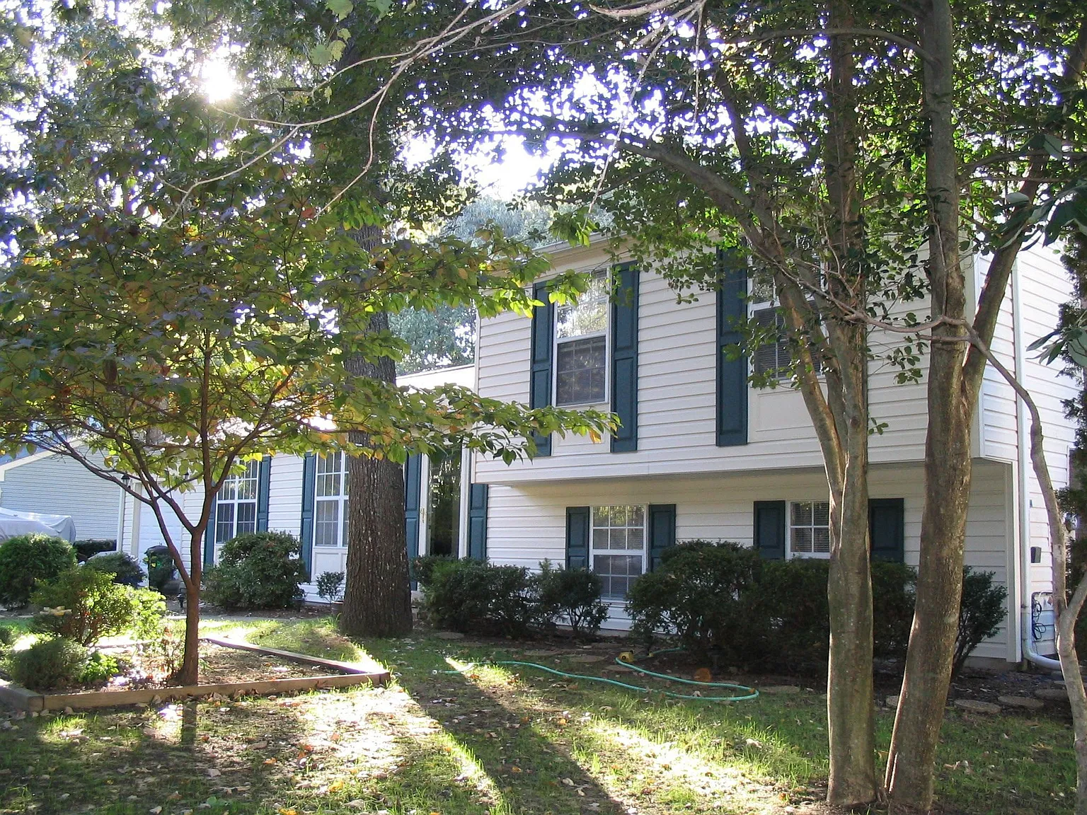 4665 Temple Ct photo 1