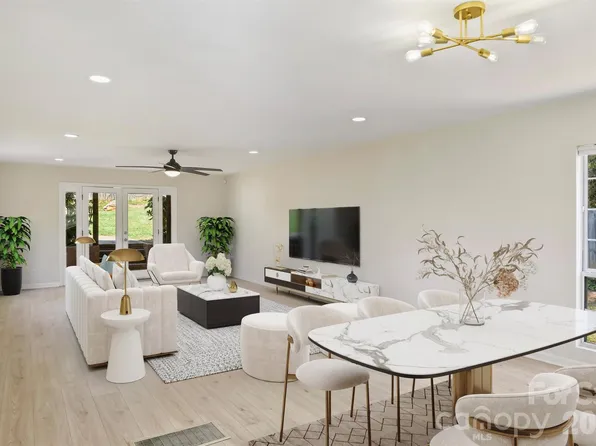 5447 Alpine Ln, Charlotte, NC 28269