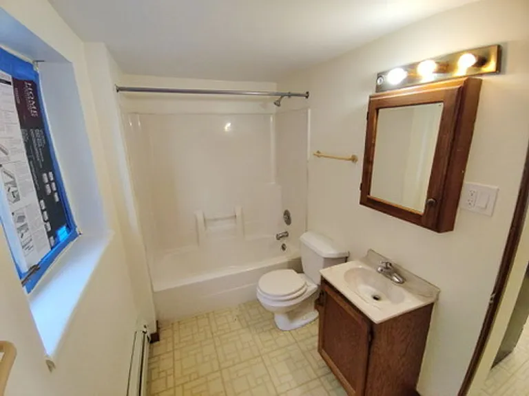 218 Butler St — Photo 9