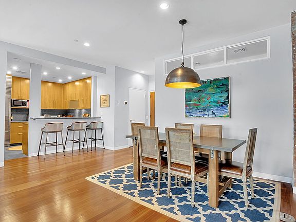 5th image of 52 Thomas St APT 4C