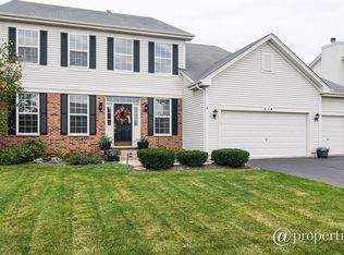 274 W Arden Ln, Round Lake, IL 60073
