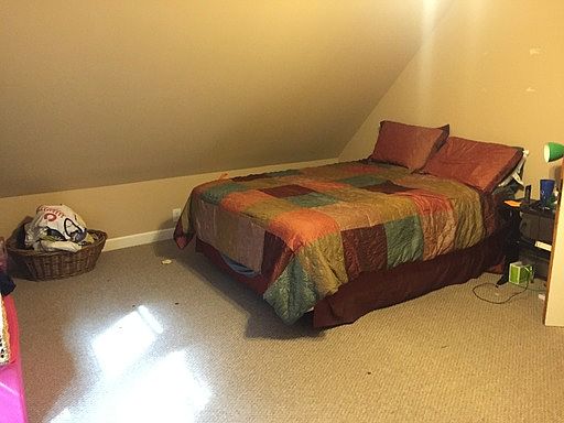 2nd image of 1130 W Oakdale Ave APT 2F