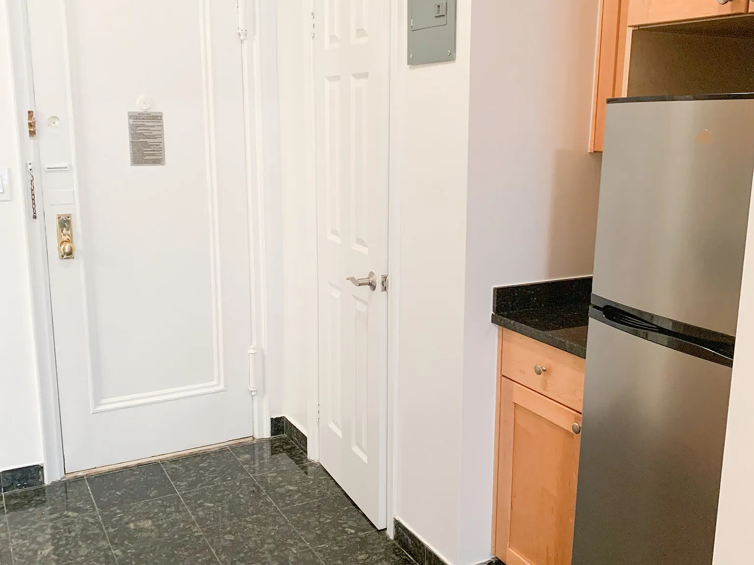 152 East 84th Street — Photo 4