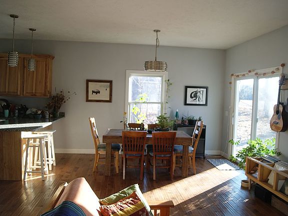 Dining/Kitchen