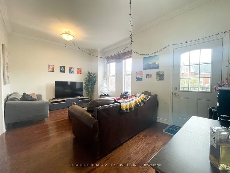 167 Markham St #2 — Photo 19
