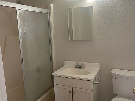2nd image of 122 E Leona St #B