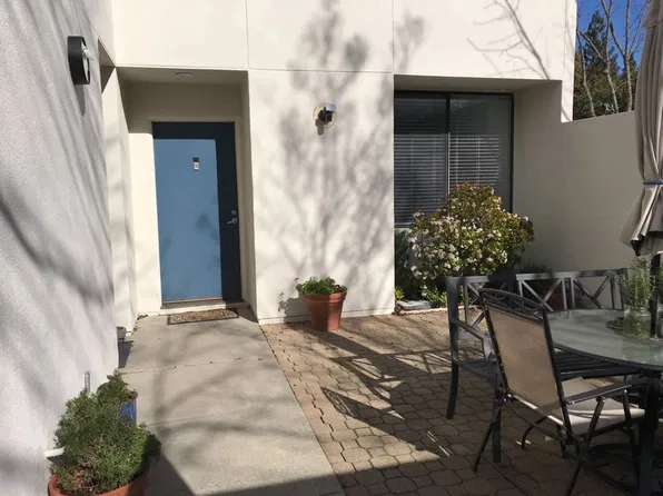 909 Alvarado Ave APT 12, Davis, CA 95616