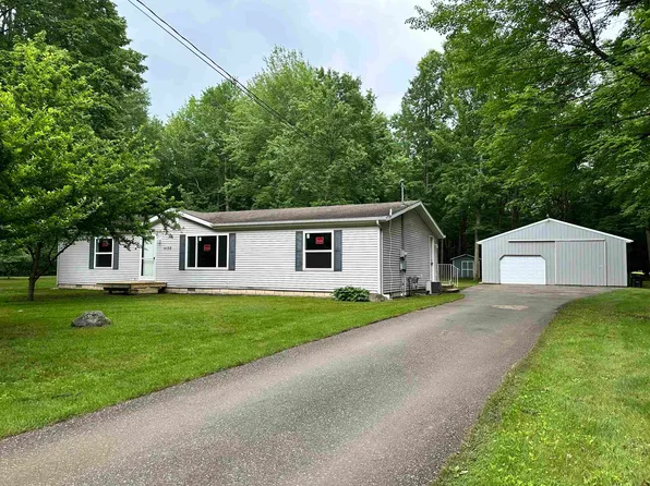 1438 Elm Blvd, Beaverton, MI 48612