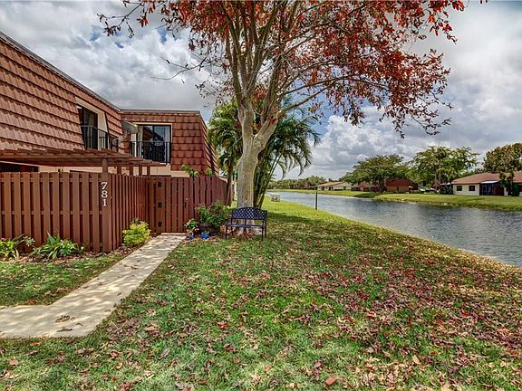 2nd image of 781 SW 119th Way #781