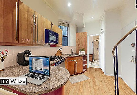 4th image of 1654 3rd Ave #1