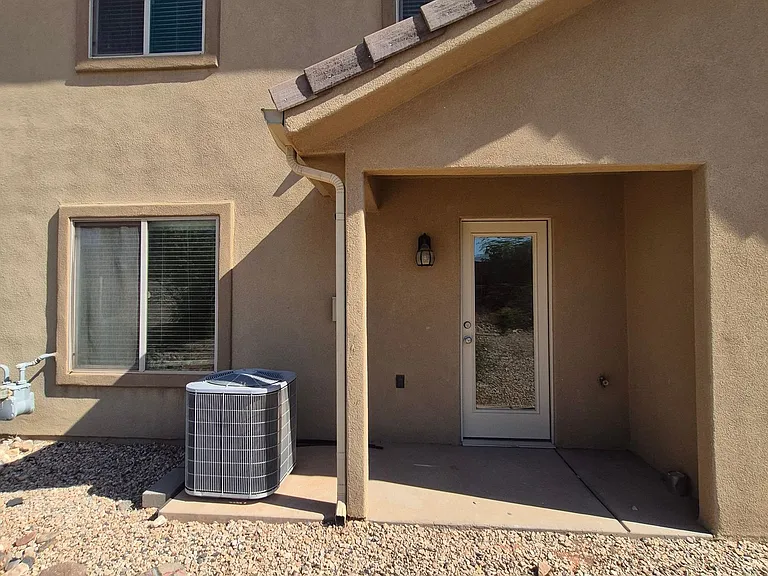 1000 E Bluffview Dr #118 — Photo 29