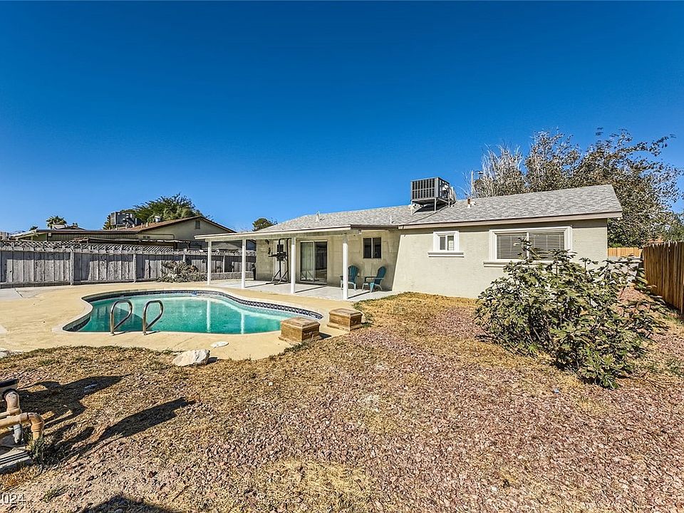 1st image of 4717 Sunny Brook Ave