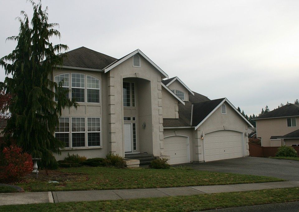 1st image of 10307 181st Ave E
