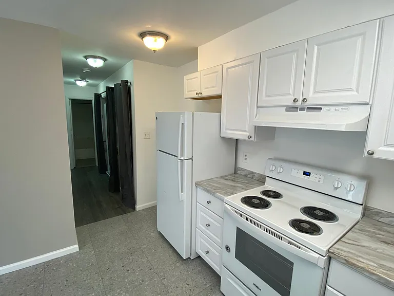 900 M St NW #302 — Photo 4