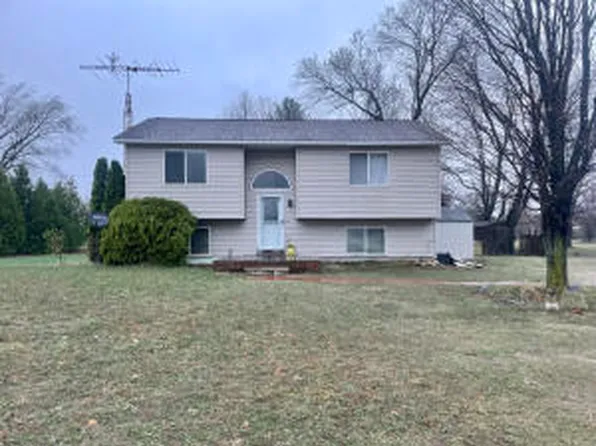 5860 Potter Rd, Bear Lake, MI 49614