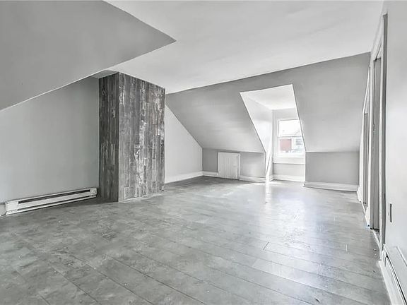 4th image of 32 N 2nd St #B