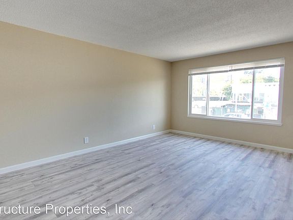 5th image of 3571 16th St APT 1