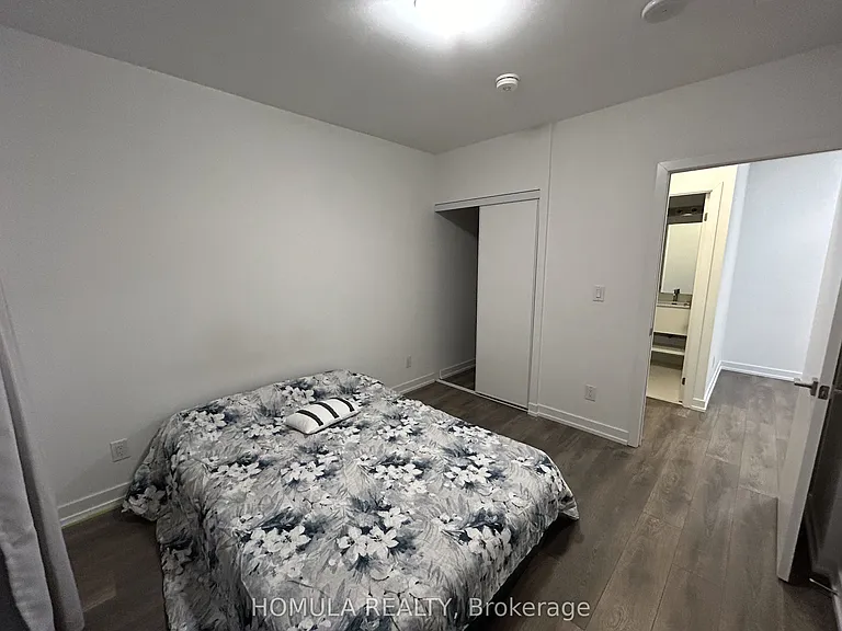 159 Wellesley St E #303 — Photo 5