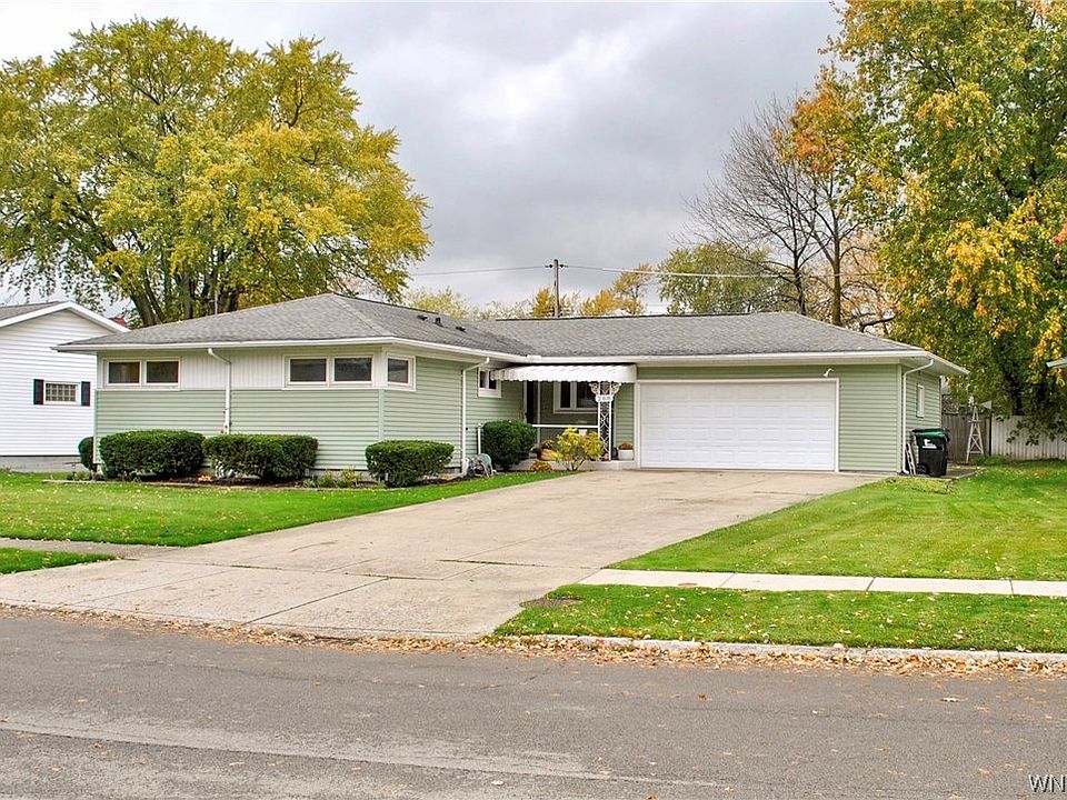 1st image of 288 Evergreen Dr