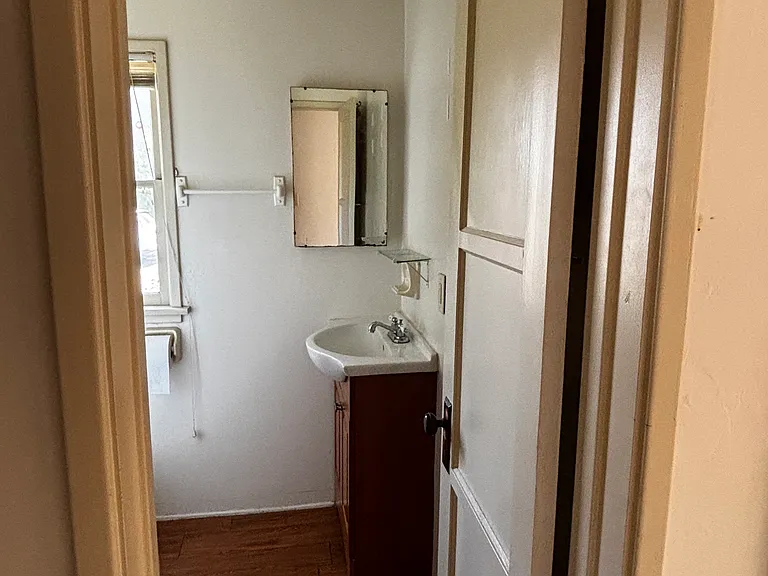 305 W Olive Ave #1 — Photo 6