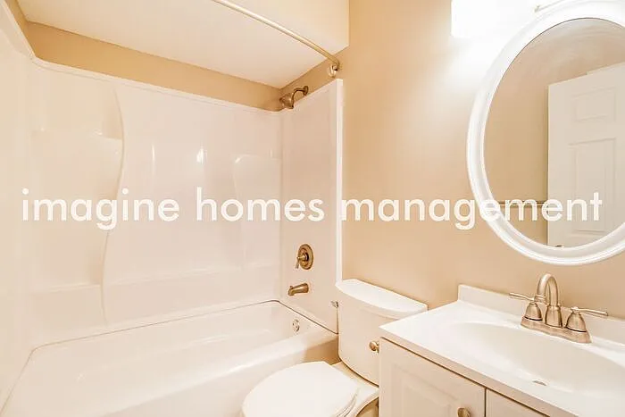 2266 Leelanau Ave — Photo 11